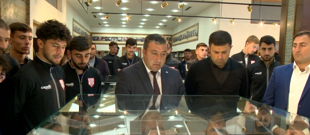 İdman ictimaiyyətinin nümayəndələri muzeyləri ziyarət edib<font color=red> - FOTOLAR</font>