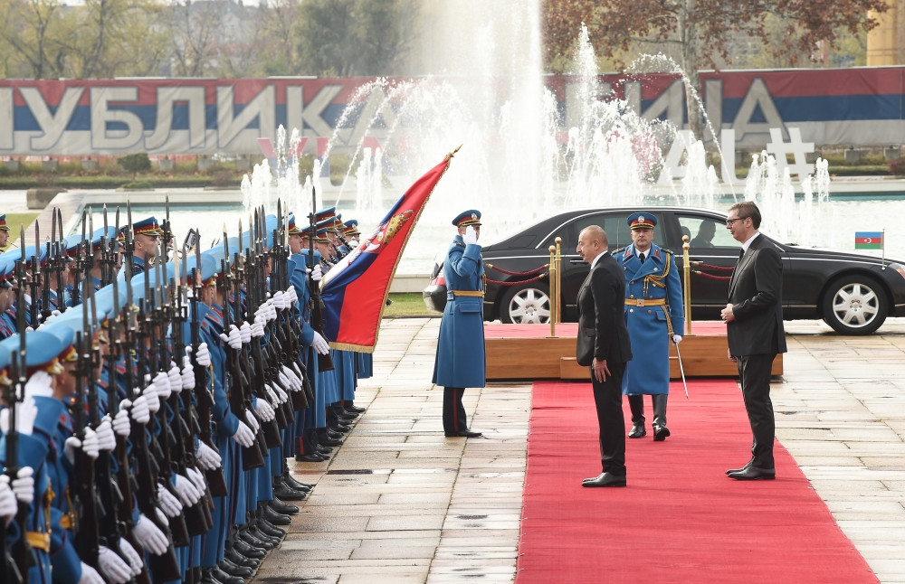 Azərbaycan Prezidenti İlham Əliyevin Belqradda rəsmi qarşılanma mərasimi olub<font color=red> - FOTOLAR</font>
