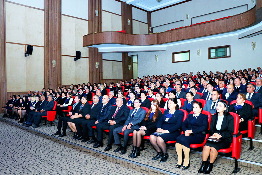 Şərur məktəbinin məzunu muxtar respublika birincisi olub<font color=red> - FOTOLAR</font>