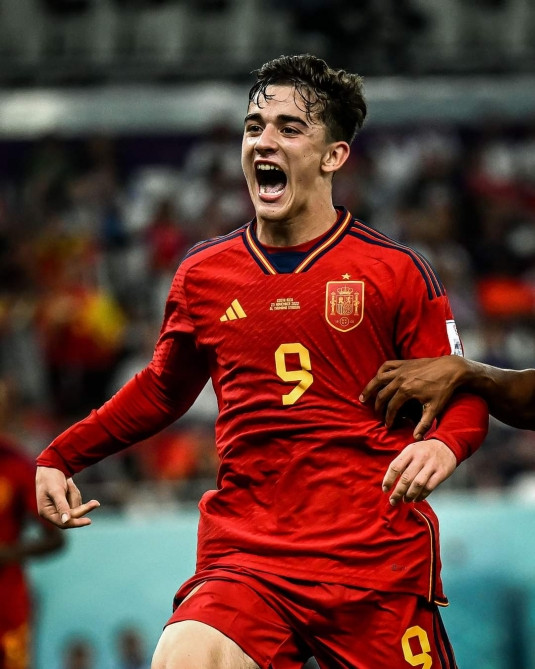 Mundiallar tarixində qol vuran ən gənc 10 futbolçu<font color=red> - FOTOLAR</font>