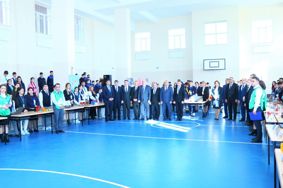Məktəblilər arasında müsabiqə keçirilib<font color=red> - FOTOLAR</font>