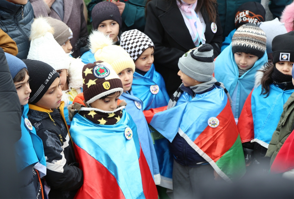 Hərbi helikopterin qəzaya uğraması nəticəsində həlak olan hərbi qulluqçuların xatirəsi anılıb<font color=red> - FOTOLAR</font>
