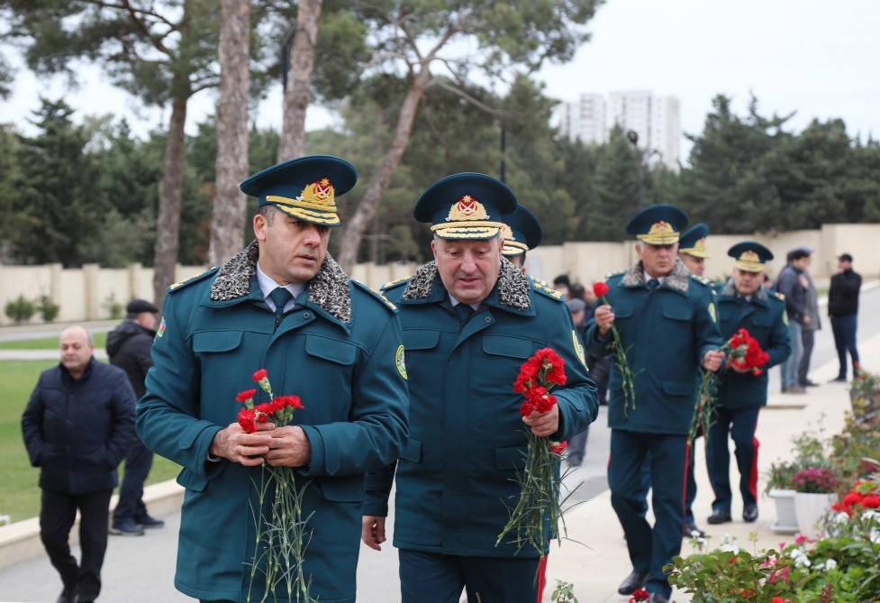 Hərbi helikopterin qəzaya uğraması nəticəsində həlak olan hərbi qulluqçuların xatirəsi anılıb<font color=red> - FOTOLAR</font>