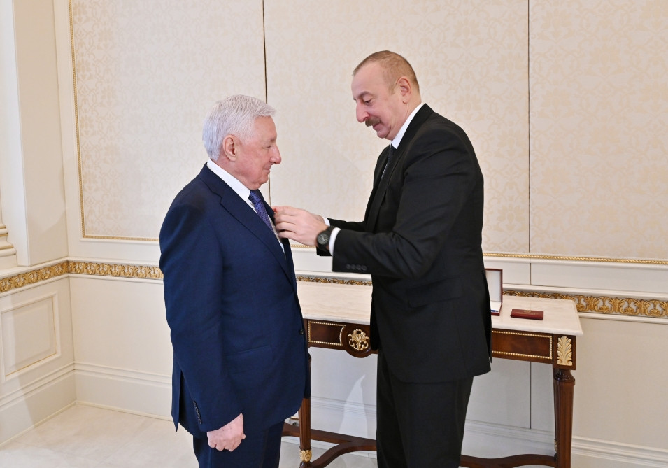 Prezident İlham Əliyev Rusiya Federasiyasının Dağıstan Respublikasının rəhbərini qəbul edib <font color='red'> - YENİLƏNİB</font><font color=red> - FOTOLAR</font>