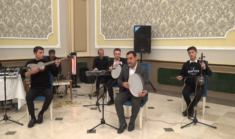Naxçıvanda fəal könüllü gənclər mükafatlandırılıb<font color=red> - FOTOLAR</font>