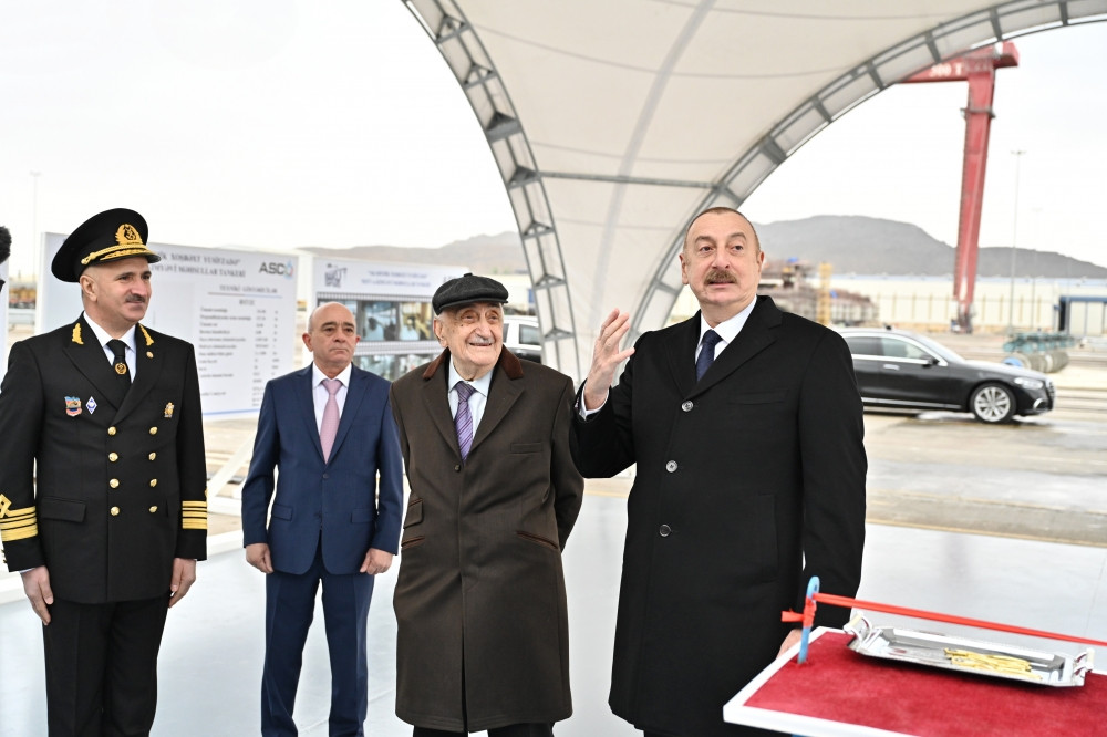 Prezident İlham Əliyev “Akademik Xoşbəxt Yusifzadə” tankerinin istismara verilməsi mərasimində iştirak edib<font color='red'> - YENİLƏNİB</font><font color=red> - FOTOLAR</font>