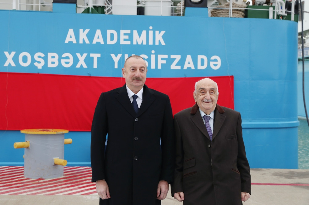 Prezident İlham Əliyev “Akademik Xoşbəxt Yusifzadə” tankerinin istismara verilməsi mərasimində iştirak edib<font color='red'> - YENİLƏNİB</font><font color=red> - FOTOLAR</font>