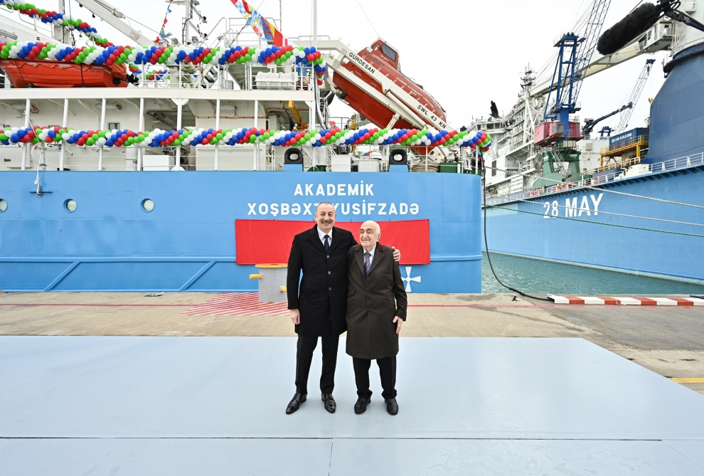 Prezident İlham Əliyev “Akademik Xoşbəxt Yusifzadə” tankerinin istismara verilməsi mərasimində iştirak edib<font color='red'> - YENİLƏNİB</font><font color=red> - FOTOLAR</font>
