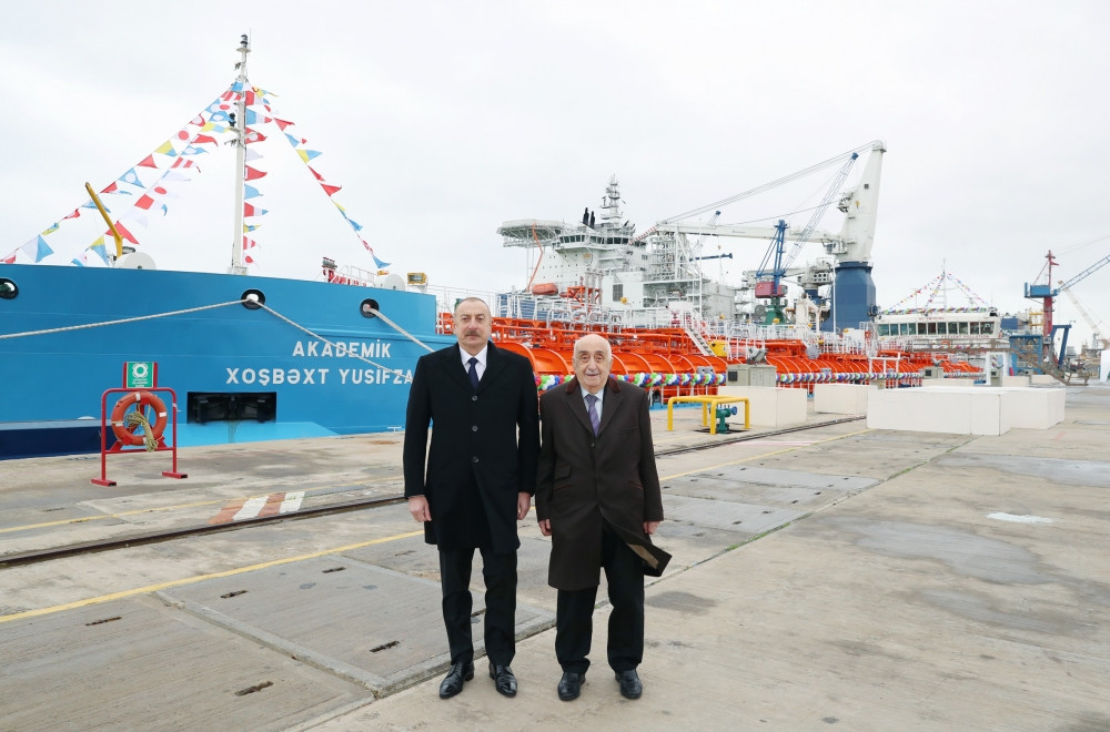 Prezident İlham Əliyev “Akademik Xoşbəxt Yusifzadə” tankerinin istismara verilməsi mərasimində iştirak edib<font color='red'> - YENİLƏNİB</font><font color=red> - FOTOLAR</font>