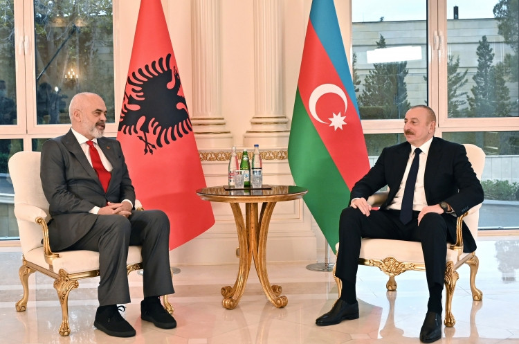 Azərbaycan Prezidenti İlham Əliyevin Albaniyanın Baş naziri Edi Rama ilə təkbətək görüşü olub<font color='red'> - YENİLƏNİB 2</font><font color=red> - FOTOLAR</font>