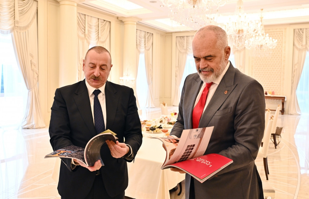 Azərbaycan Prezidenti İlham Əliyevin Albaniyanın Baş naziri Edi Rama ilə təkbətək görüşü olub<font color='red'> - YENİLƏNİB 2</font><font color=red> - FOTOLAR</font>