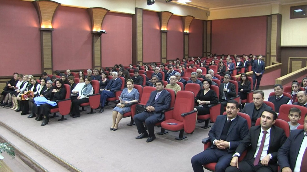 NDU-da görkəmli tarzən Zeynalabdin Babayevin solo konserti təqdim edilib<font color=red> - FOTOLAR</font>