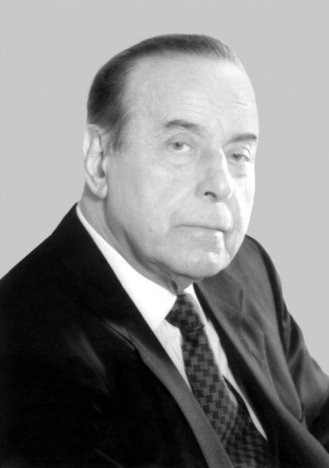 Bugünkü qüdrətli Azərbaycan Heydər Əliyev ideyalarının təntənəsidir<font color='red'> - FOTOKOMPOZİSİYA</font><font color=red> - FOTOLAR</font>