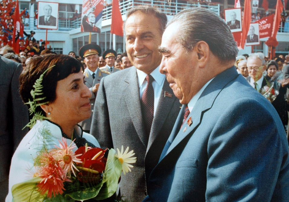 Bugünkü qüdrətli Azərbaycan Heydər Əliyev ideyalarının təntənəsidir<font color='red'> - FOTOKOMPOZİSİYA</font><font color=red> - FOTOLAR</font>