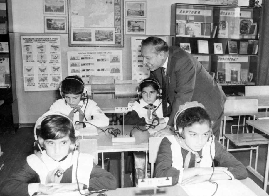 Bugünkü qüdrətli Azərbaycan Heydər Əliyev ideyalarının təntənəsidir<font color='red'> - FOTOKOMPOZİSİYA</font><font color=red> - FOTOLAR</font>