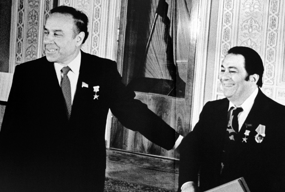 Bugünkü qüdrətli Azərbaycan Heydər Əliyev ideyalarının təntənəsidir<font color='red'> - FOTOKOMPOZİSİYA</font><font color=red> - FOTOLAR</font>