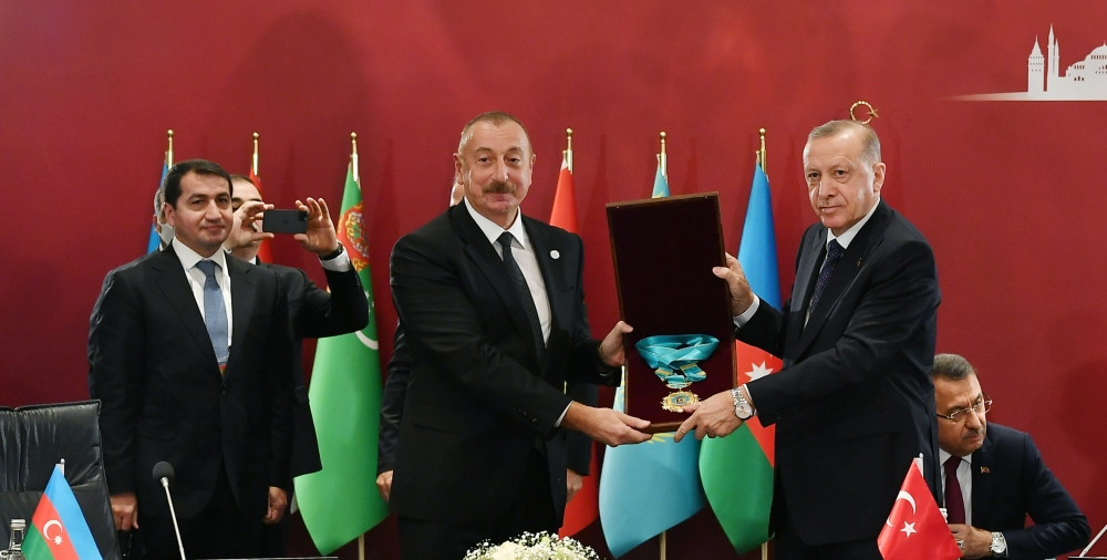 Bugünkü qüdrətli Azərbaycan Heydər Əliyev ideyalarının təntənəsidir<font color='red'> - FOTOKOMPOZİSİYA</font><font color=red> - FOTOLAR</font>