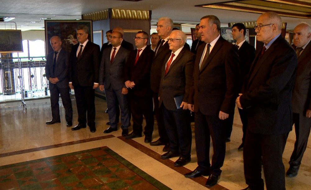 AMEA Naxçıvan Bölməsi və “Naxçıvan” Universitetinin kollektivləri muzeyləri ziyarət ediblər<font color=red> - FOTOLAR</font>