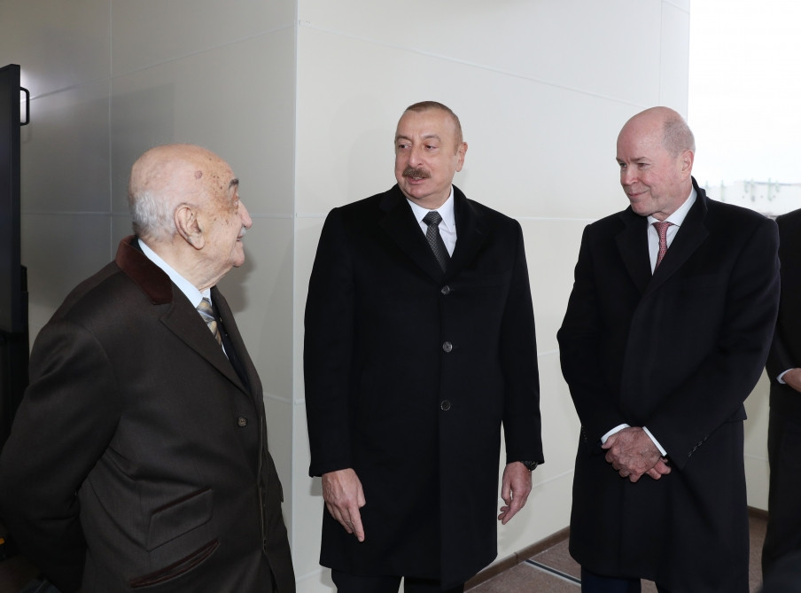 Prezident İlham Əliyev “Azəri-Mərkəzi-Şərqi” platformasının dayaq blokunun dənizə yola salınması mərasimində iştirak edib<font color='red'> - YENİLƏNİB</font><font color=red> - FOTOLAR</font>