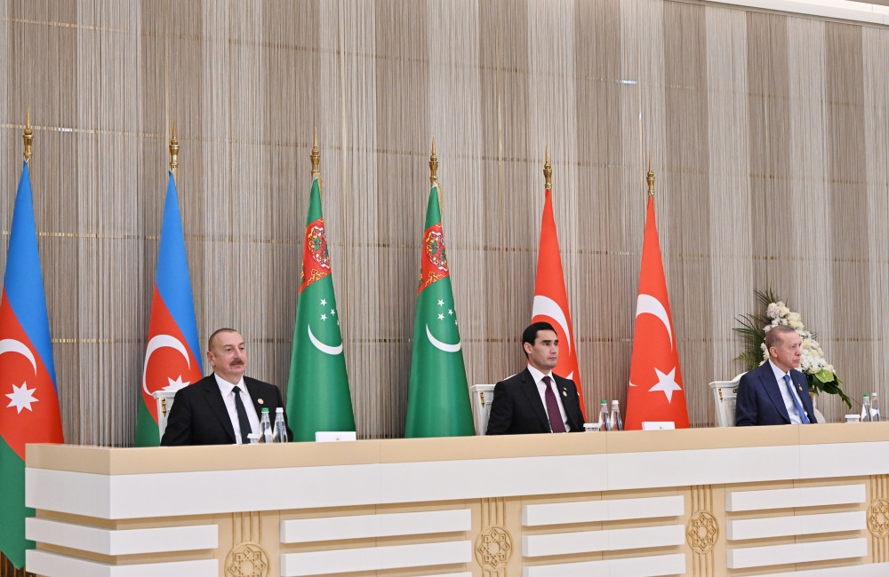 Azərbaycan-Türkiyə-Türkmənistan sənədləri imzalanıb<font color=red> - FOTOLAR</font>