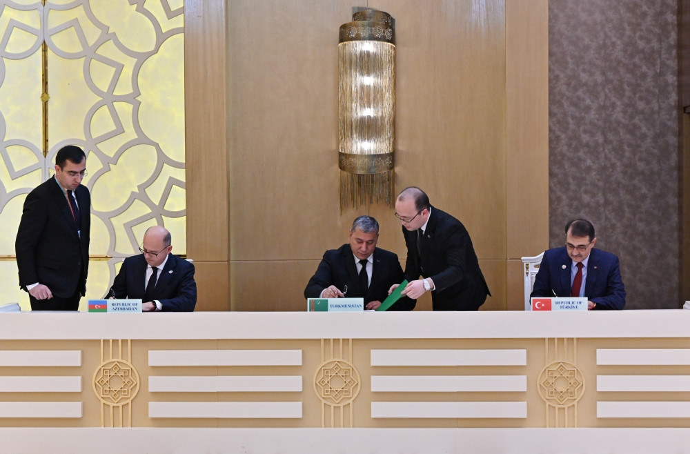 Azərbaycan-Türkiyə-Türkmənistan sənədləri imzalanıb<font color=red> - FOTOLAR</font>