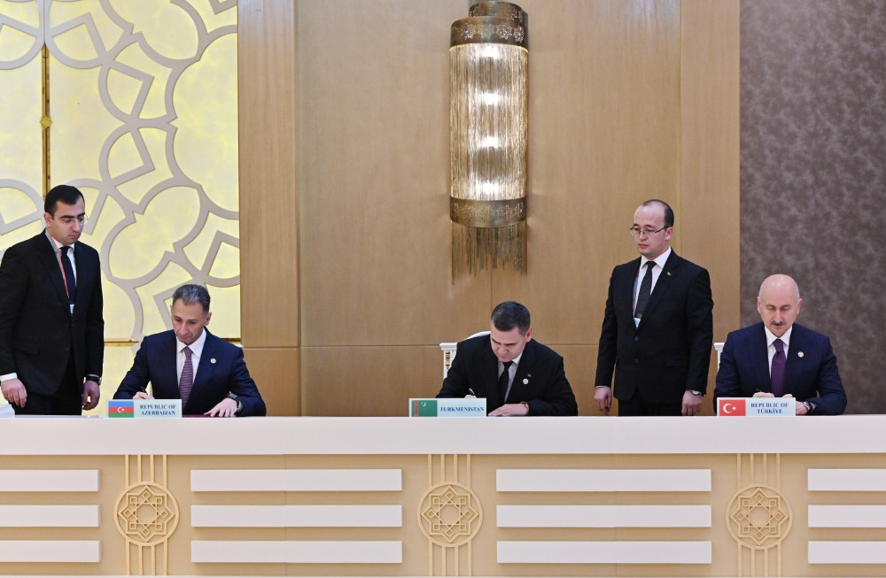 Azərbaycan-Türkiyə-Türkmənistan sənədləri imzalanıb<font color=red> - FOTOLAR</font>