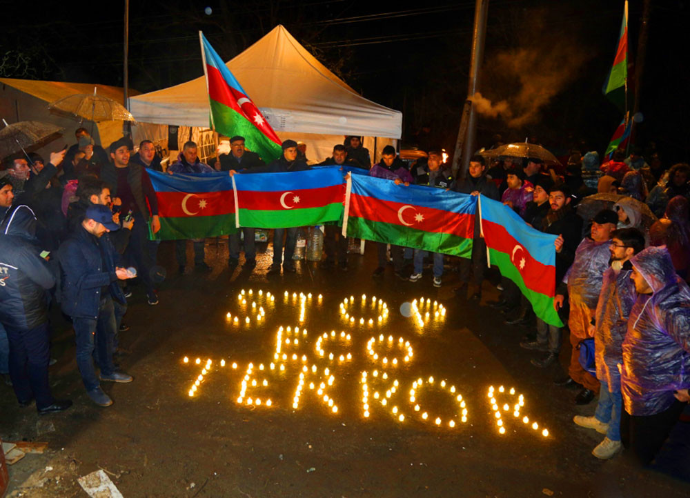 Şuşa- Laçın yolunda fləşmob təşkil olunub<font color=red> - FOTOLAR</font>