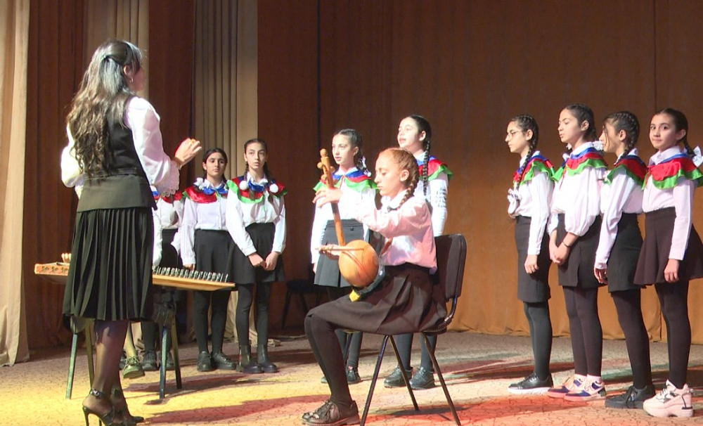 Şagirdlər I respublika onlayn incəsənət müsabiqə-festivalında iştirak edəcək<font color=red> - FOTOLAR</font>