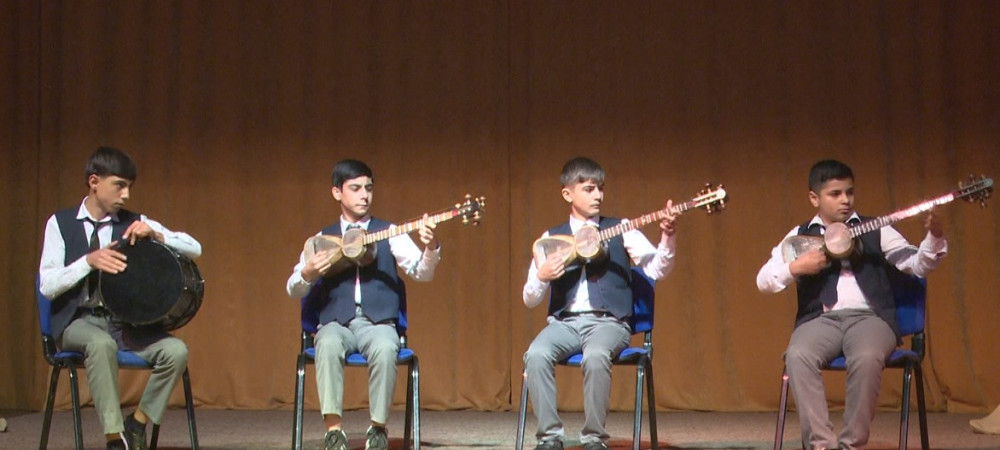 Şagirdlər I respublika onlayn incəsənət müsabiqə-festivalında iştirak edəcək<font color=red> - FOTOLAR</font>
