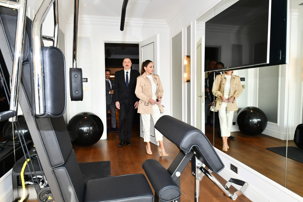 Prezident İlham Əliyev və birinci xanım Mehriban Əliyeva “The Ritz-Carlton Baku” otelinin açılışında iştirak ediblər<font color='red'> - YENİLƏNİB</font><font color=red> - FOTOLAR</font>
