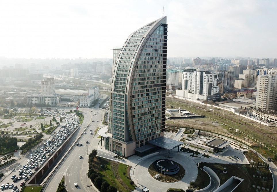 Prezident İlham Əliyev və birinci xanım Mehriban Əliyeva “The Ritz-Carlton Baku” otelinin açılışında iştirak ediblər<font color='red'> - YENİLƏNİB</font><font color=red> - FOTOLAR</font>