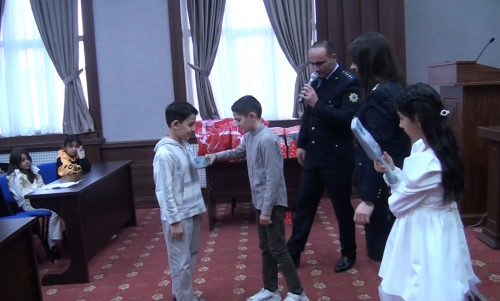 Naxçıvan gömrüyündə “Açıq qapı” günü təşkil olunub<font color=red> - FOTOLAR</font>