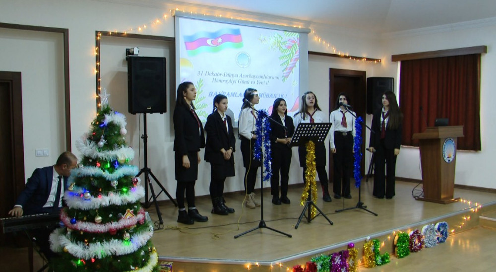 Naxçıvan Müəllimlər İnstitutunda bayram tədbiri keçirilib<font color=red> - FOTOLAR</font>