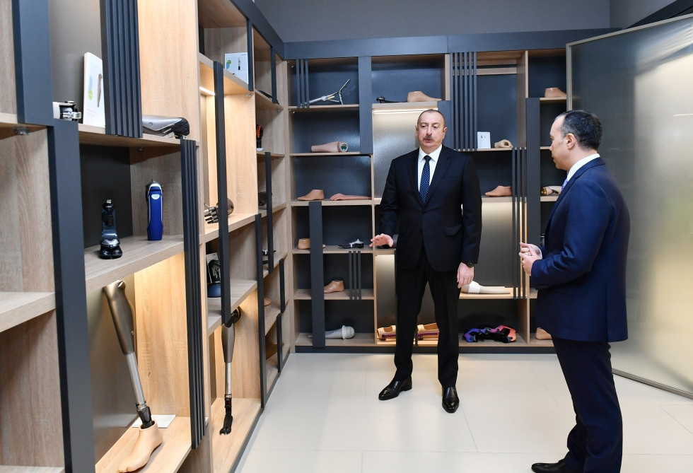 Prezident İlham Əliyev Bakıda 5 saylı DOST Mərkəzinin açılışında iştirak edib<font color='red'> - YENİLƏNİB</font><font color=red> - FOTOLAR</font>