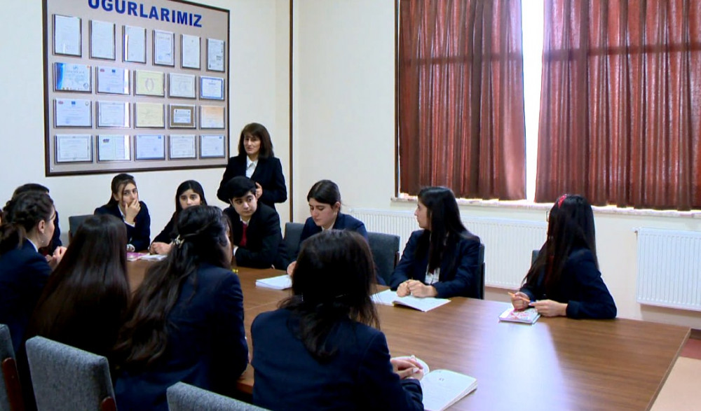 Azərbaycan Respublikası Gənclər Fondu Naxçıvanda 55 tələbənin təhsil xərclərini qarşılayacaq<font color=red> - FOTOLAR</font>
