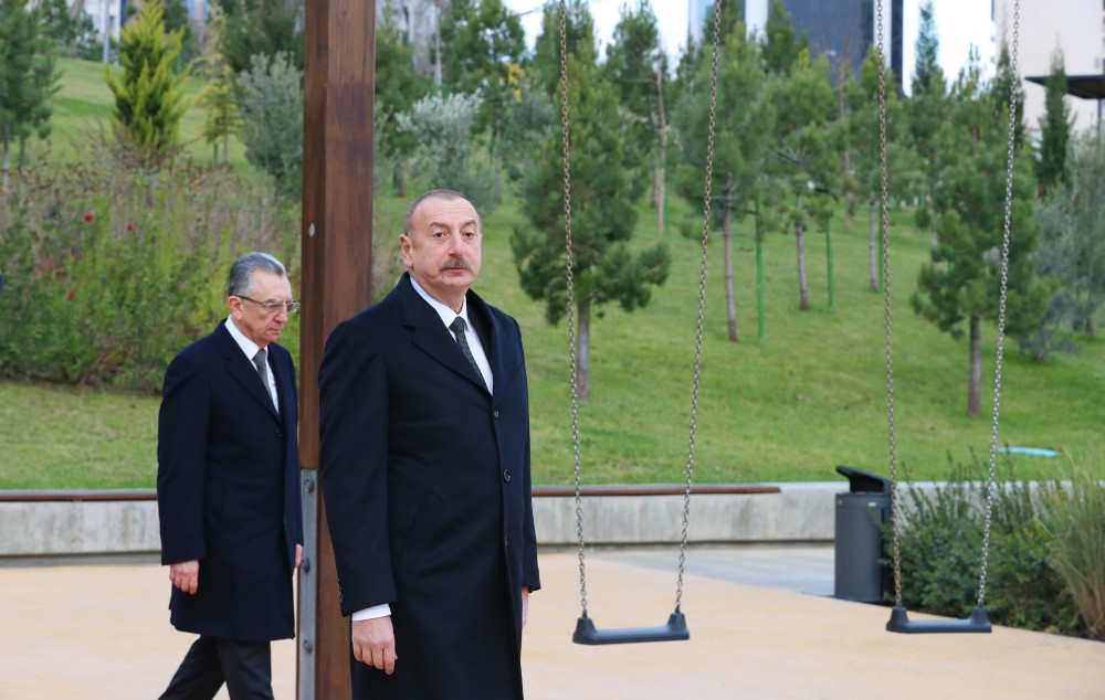 Prezident İlham Əliyev Bakıda Mərkəzi Parkın ikinci hissəsinin açılışında iştirak edib<font color='red'> - YENİLƏNİB</font><font color=red> - FOTOLAR</font>