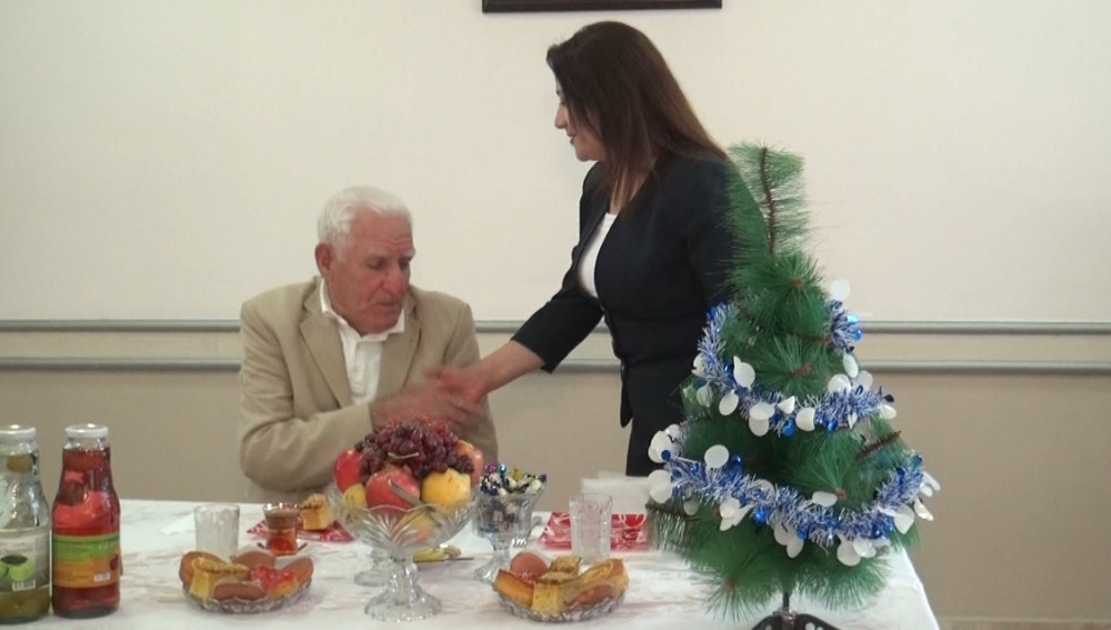 Ahıllar evi sakinləri ilə bayram görüşü keçirilib<font color=red> - FOTOLAR</font>