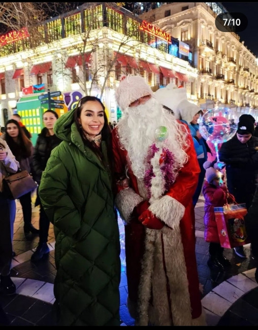 Leyla Əliyeva paytaxt sakinləri ilə görüşüb<font color=red> - FOTOLAR</font>