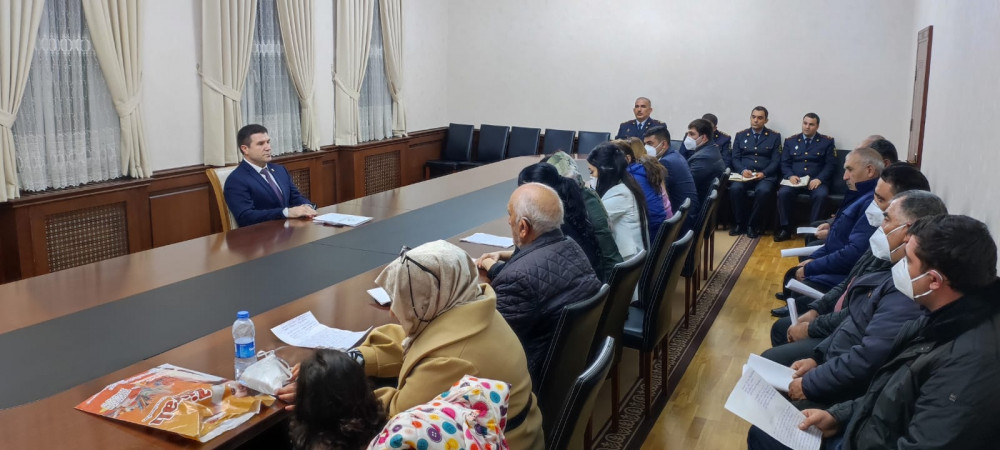Naxçıvanın daxili işlər naziri vətəndaş qəbulu keçirib, onların problemlərinin həlli üçün tapşırıqlar verib<font color=red> - FOTOLAR</font>