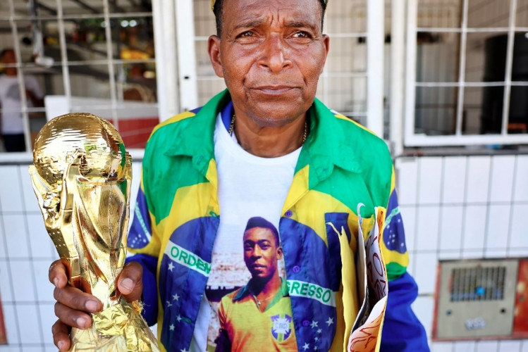 Pele ilə vida mərasimi keçirilir<font color=red> - FOTOLAR</font>