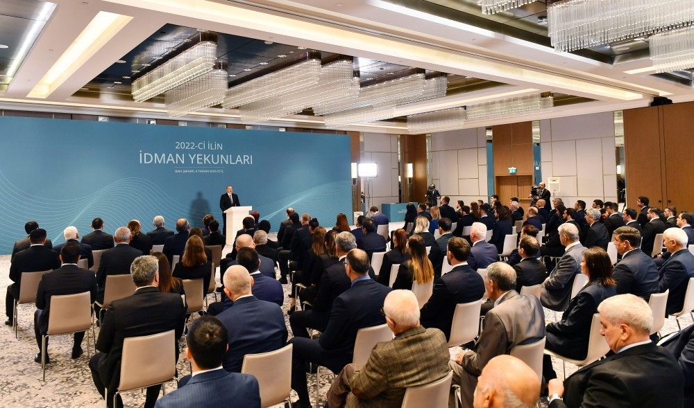 <span style='color:red'>Prezident İlham Əliyev ötən ilin idman yekunlarına həsr olunmuş mərasimdə iştirak edib<font color='red'> - YENİLƏNİB</font><font color=red> - FOTOLAR</font></span>