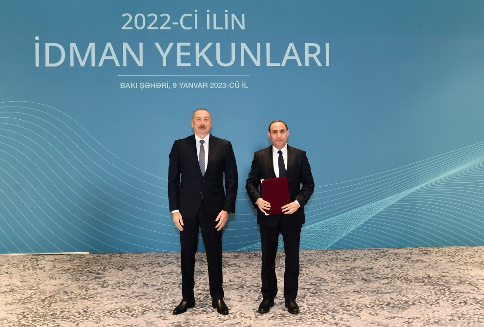 <span style='color:red'>Prezident İlham Əliyev ötən ilin idman yekunlarına həsr olunmuş mərasimdə iştirak edib<font color='red'> - YENİLƏNİB</font><font color=red> - FOTOLAR</font></span>