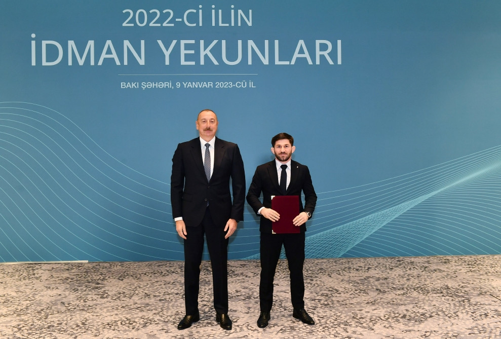 <span style='color:red'>Prezident İlham Əliyev ötən ilin idman yekunlarına həsr olunmuş mərasimdə iştirak edib<font color='red'> - YENİLƏNİB</font><font color=red> - FOTOLAR</font></span>