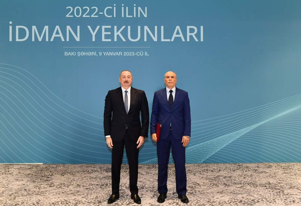 <span style='color:red'>Prezident İlham Əliyev ötən ilin idman yekunlarına həsr olunmuş mərasimdə iştirak edib<font color='red'> - YENİLƏNİB</font><font color=red> - FOTOLAR</font></span>