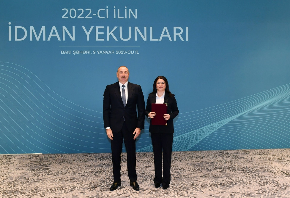 <span style='color:red'>Prezident İlham Əliyev ötən ilin idman yekunlarına həsr olunmuş mərasimdə iştirak edib<font color='red'> - YENİLƏNİB</font><font color=red> - FOTOLAR</font></span>