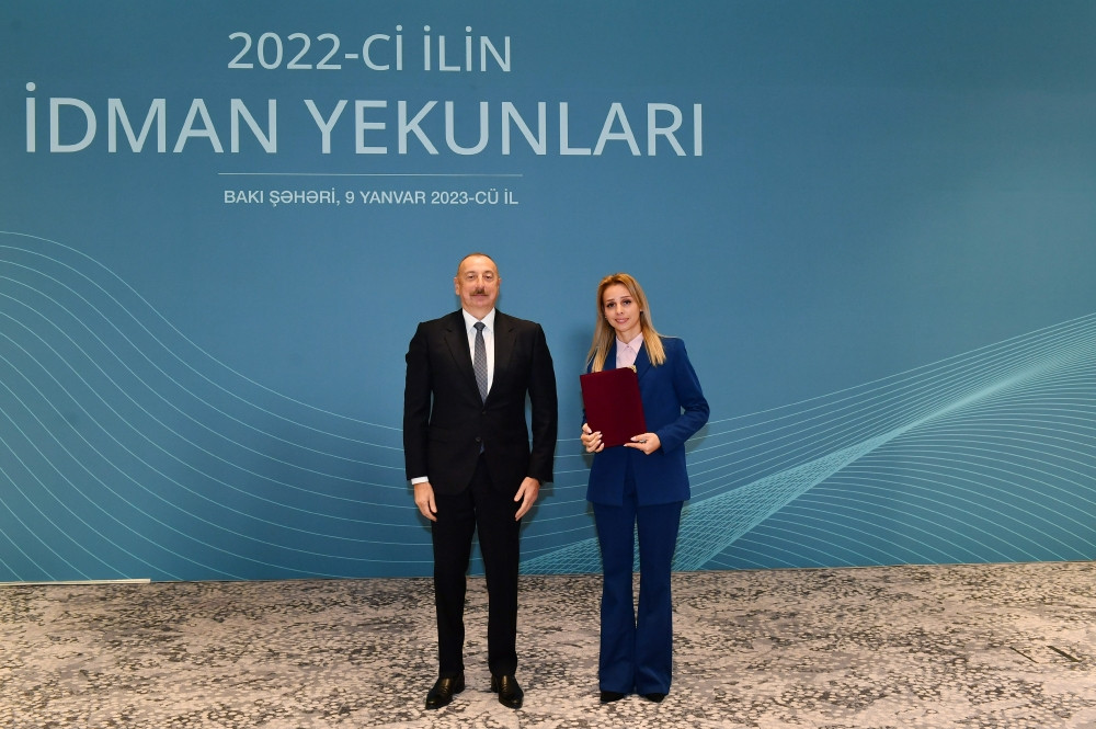 <span style='color:red'>Prezident İlham Əliyev ötən ilin idman yekunlarına həsr olunmuş mərasimdə iştirak edib<font color='red'> - YENİLƏNİB</font><font color=red> - FOTOLAR</font></span>