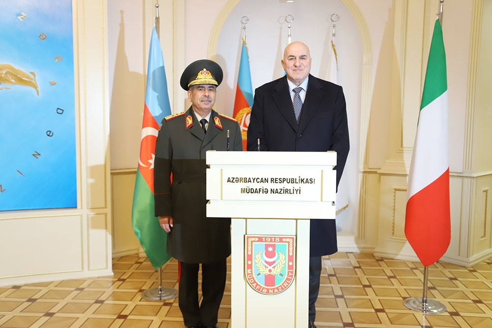 Azərbaycan-İtaliya hərbi əməkdaşlığı yeni inkişaf mərhələsinə yüksəlib<font color=red> - FOTOLAR</font>