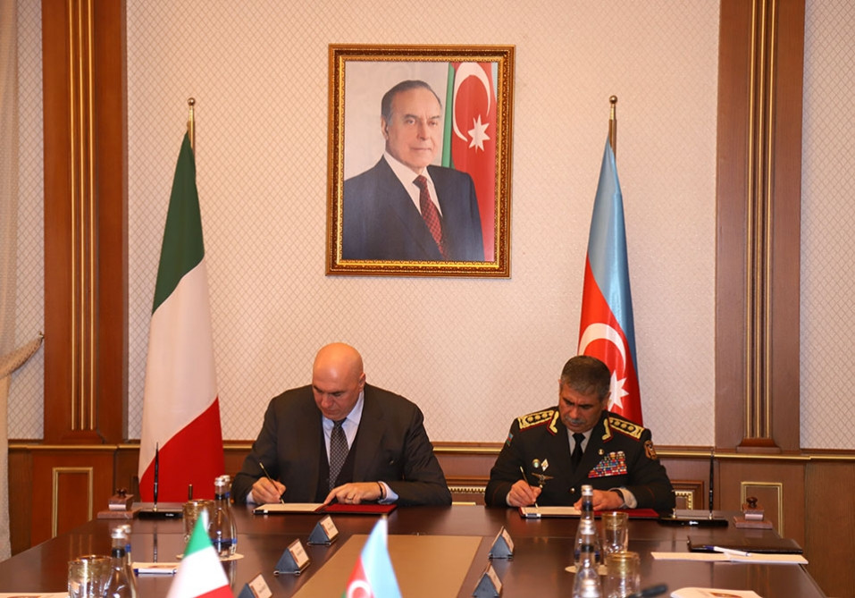 Azərbaycan-İtaliya hərbi əməkdaşlığı yeni inkişaf mərhələsinə yüksəlib<font color=red> - FOTOLAR</font>