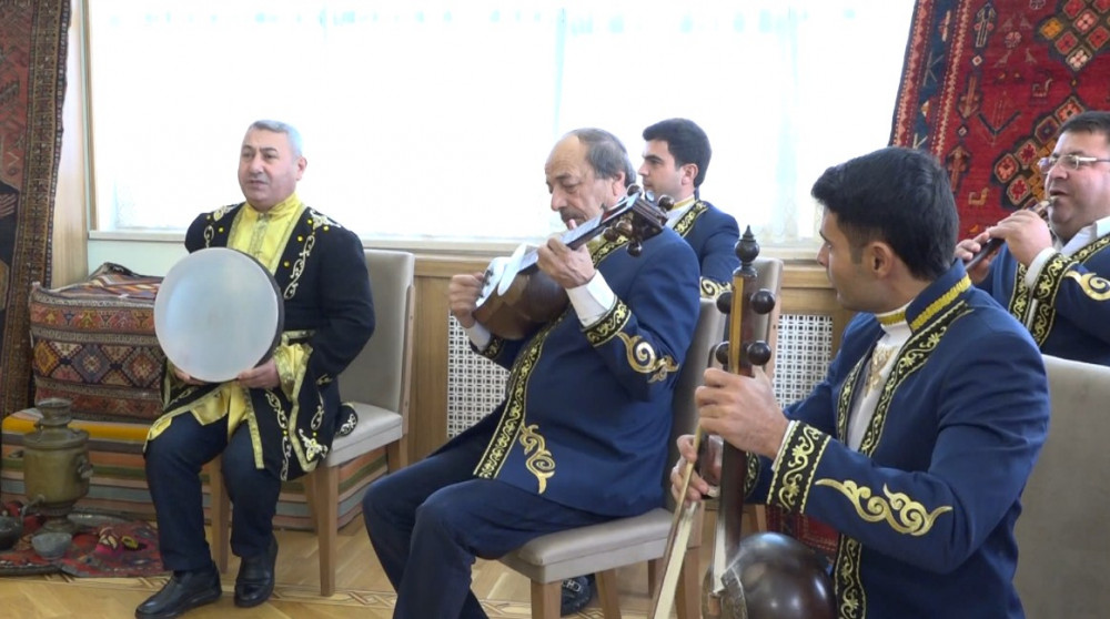 Naxçıvan Dövlət Xalça Muzeyinin fəaliyyətə başlamasından 25 il ötür<font color=red> - FOTOLAR</font>