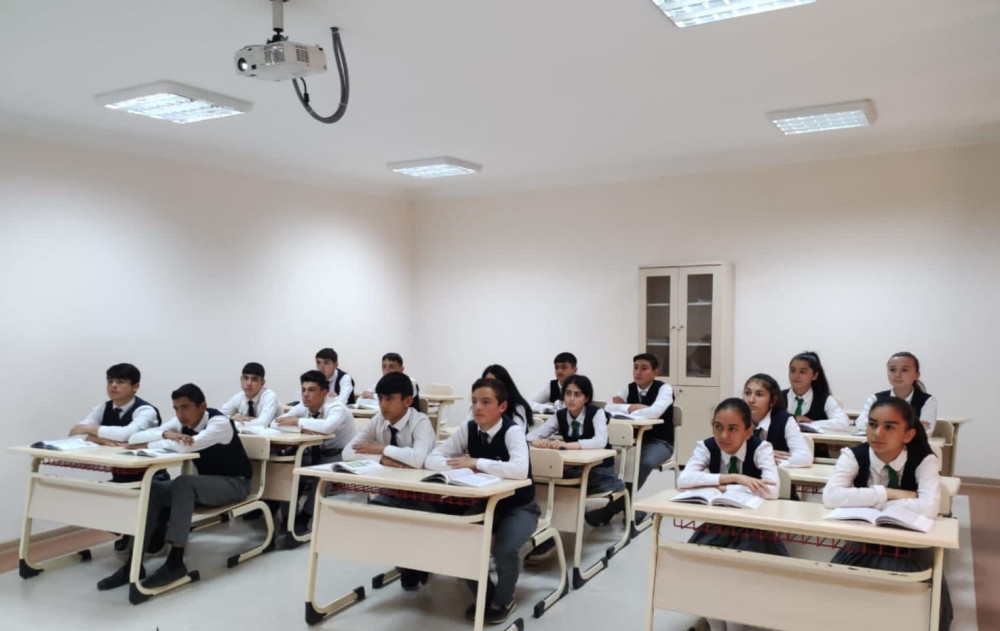 “20 Yanvar Azərbaycan xalqının qəhrəmanlıq tarixidir” mövzusunda interaktiv dərs keçirilib<font color=red> - FOTOLAR</font>